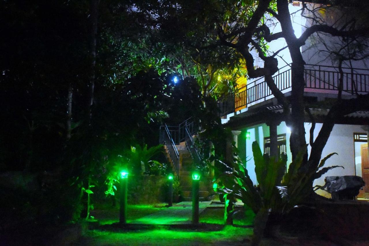 Wild Heaven Udawalawe Hotel Екстериор снимка